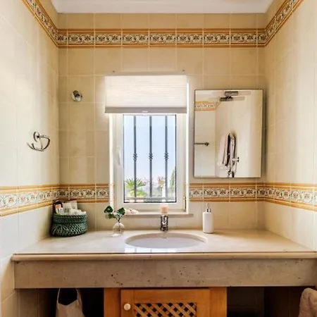 Stunning Offers Unparalleled Sea Views Heated Pool Albufeira